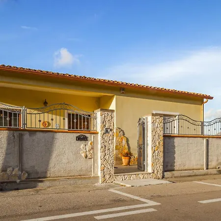 Domus Tilibbas - Klodge Chalet *